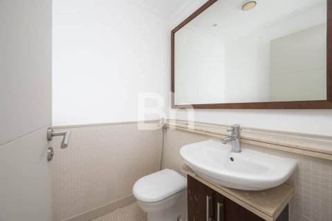 Снять в аренду квартиру в Дубай Марине, Дубай: 2 спальни, 155м², № 56194 - фото 17
