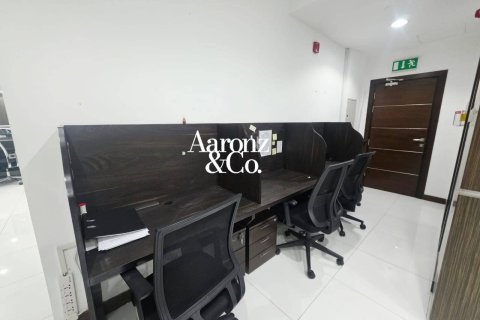 Bureau à Business Bay, Dubai, 108 m², № 133189 - photo 5