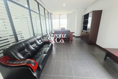 Bureau à Business Bay, Dubai, 108 m², № 133189