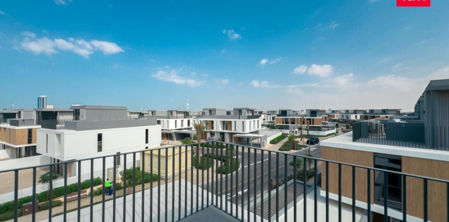 Вилла в Дубае, 5 спален, 329.6м², № 89378