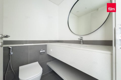 Снять в аренду виллу в Дубае: 5 спален, 329.6м², № 89378 - фото 13