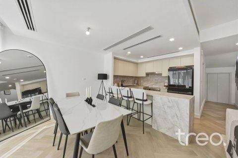 Townhouse in Dubai 3 bedrooms, 181.25 sq.m. № 123569 - photo 7