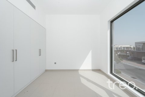 Townhouse in Arabian Ranches 2, Dubai 3 bedrooms, 184.69 sq.m. № 123572 - photo 12