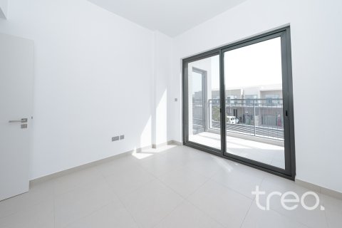 Townhouse in Arabian Ranches 2, Dubai 3 bedrooms, 184.69 sq.m. № 123572 - photo 8
