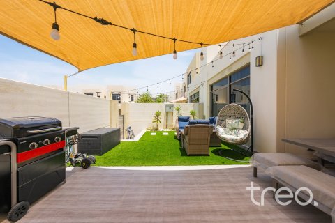 Adosado en Noor Townhouses, Town Square, Dubai, 4 dormitorios, 195 m², № 123571 - foto 3