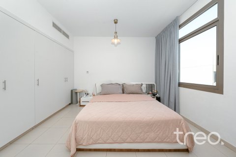 Adosado en Noor Townhouses, Town Square, Dubai, 4 dormitorios, 195 m², № 123571 - foto 14