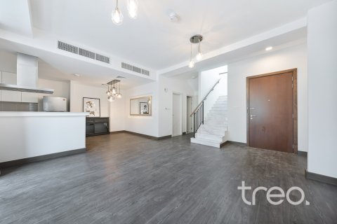 Villa en Noor Townhouses, Town Square, Dubai, 3 dormitorios, 203.46 m², № 123575 - foto 5