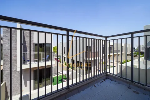 Villa in DAMAC Hills (Akoya by DAMAC), Dubai 3 bedrooms, 175 sq.m. № 69983 - photo 27