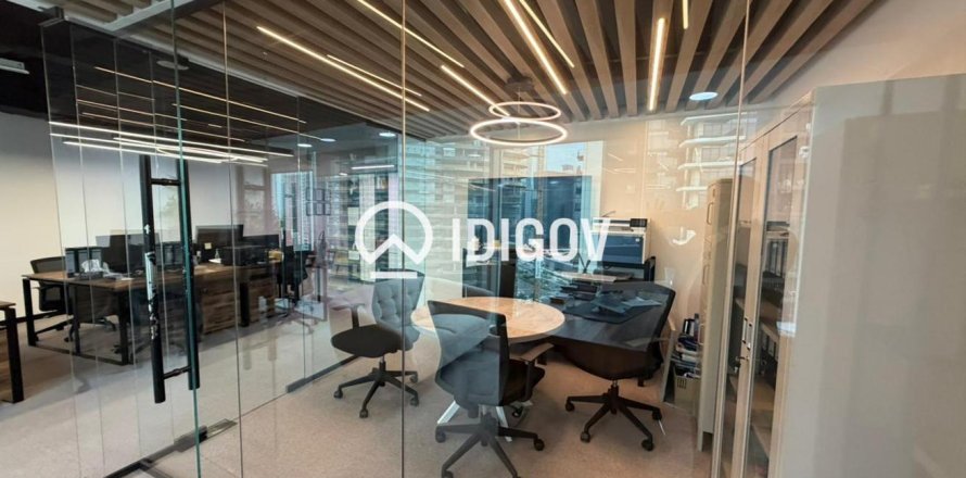 Bureau à Business Bay, Dubai, 68 m², № 100416