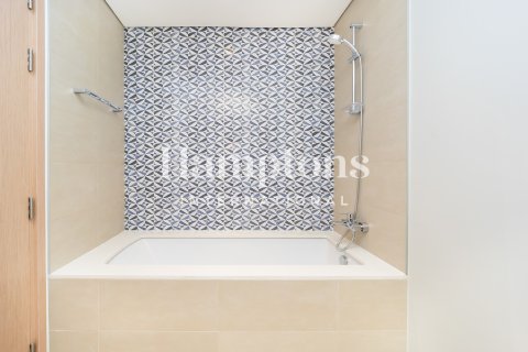 Appartement à Mina Rashid, Dubai, 2 chambres, 107.86038300 m², № 100424 - photo 3