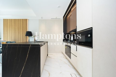Снять в аренду таунхаус в Hillside at Jumeirah Golf Estates, Джумейра Гольф Эстейтс, Дубай: 3 спальни, 147.80867300м², № 100425 - фото 3