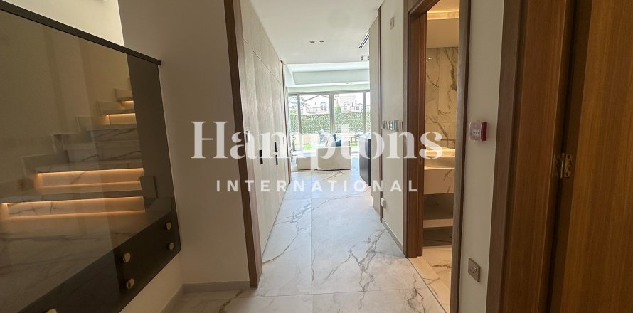 Таунхаус в Hillside at Jumeirah Golf Estates, Джумейра Гольф Эстейтс, Дубай, 3 спальни, 208.66м², № 100425