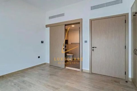 Villa in Damac Lagoons, Dubai 4 bedrooms, 146 sq.m. № 103300 - photo 8