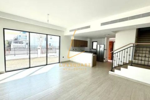 Villa in Damac Lagoons, Dubai 4 bedrooms, 146 sq.m. № 103300