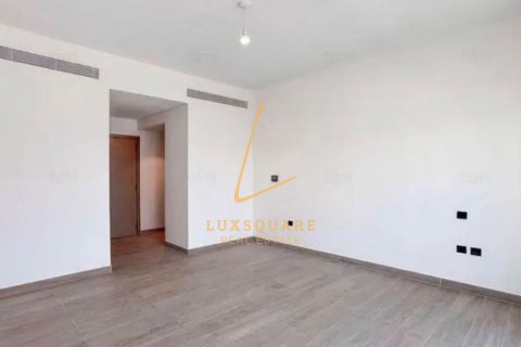 Villa in Damac Lagoons, Dubai 4 bedrooms, 146 sq.m. № 103300 - photo 9