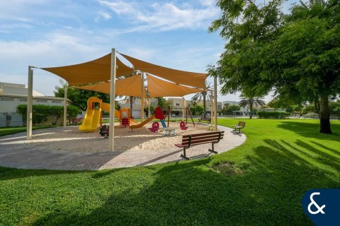 فيلا في Meadows, دبي 5 غرف نوم , 371 م² رقم 75859 - صورة 10