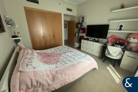 Купить квартиру в Shoreline Apartments, Пальма Джумейра, Дубай: 3 спальни, 203м², № 75870 - фото 13