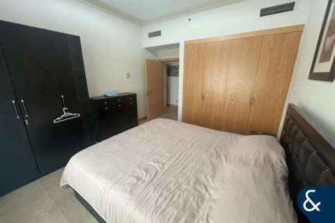 Купить квартиру в Shoreline Apartments, Пальма Джумейра, Дубай: 3 спальни, 203м², № 75870 - фото 15