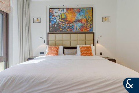 Apartment in Downtown Dubai (Downtown Burj Dubai), Dubai 1 bedroom, 181 sq.m. № 75862 - photo 11