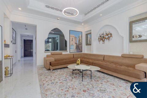 Apartment in Downtown Dubai (Downtown Burj Dubai), Dubai 1 bedroom, 181 sq.m. № 75862 - photo 4