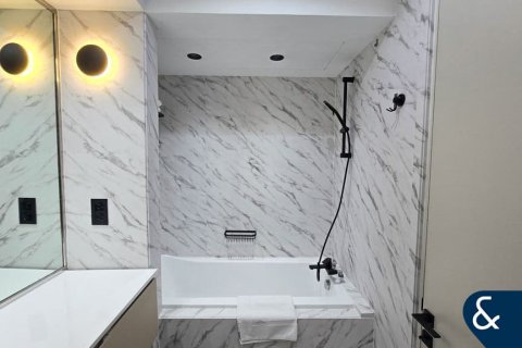 Apartment in Downtown Dubai (Downtown Burj Dubai), Dubai 1 bedroom, 181 sq.m. № 75862 - photo 15