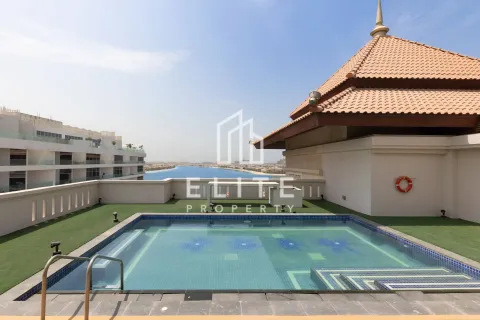 Ático en Dubai, 4 dormitorios, 677 m², № 59402 - foto 11