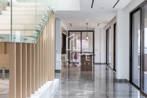 Ático en Dubai, 4 dormitorios, 677 m², № 59402 - foto 13