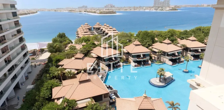 Penthouse in Dubai 4 bedrooms, 677 sq.m. № 59402