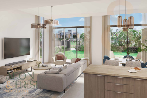 Купить виллу в Мудоне, Дубай: 4 спальни, 248м², № 60695 - фото 4