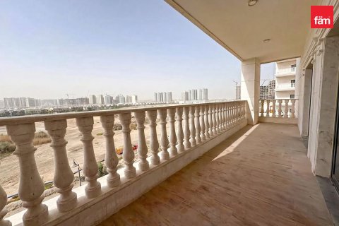 Apartment in Al Furjan, Dubai 2 bedrooms, 102.5 sq.m. № 139135 - photo 2