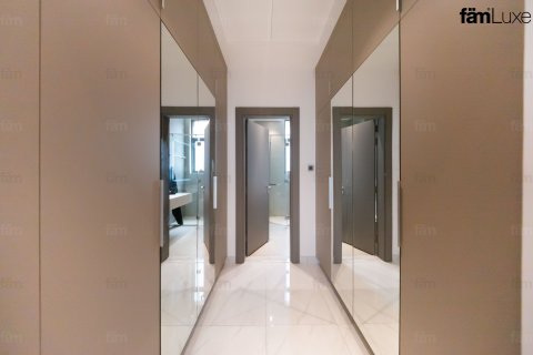 Villa en Al Barsha, Dubai, 7 dormitorios, 878.4 m², № 139136 - foto 8