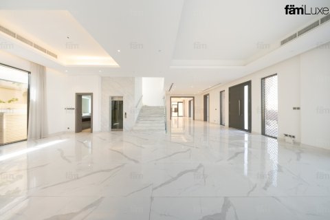 Villa en Al Barsha, Dubai, 7 dormitorios, 878.4 m², № 139136 - foto 2