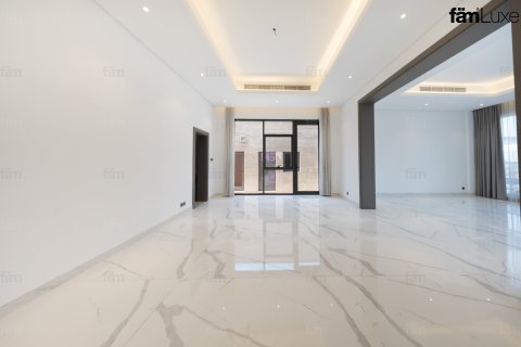 Villa en Al Barsha, Dubai, 7 dormitorios, 878.4 m², № 139136 - foto 4