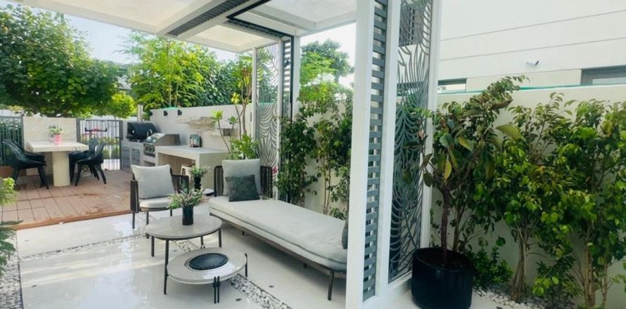 Villa à Tilal Al Ghaf, Dubai, 4 chambres, 226.2 m², № 115288