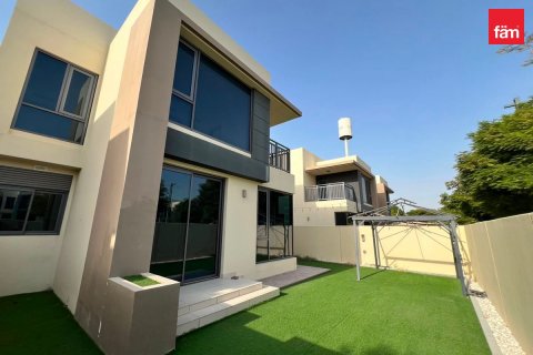 Adosado en Dubai Hills Estate, Dubai, 4 dormitorios, 277.8 m², № 118873