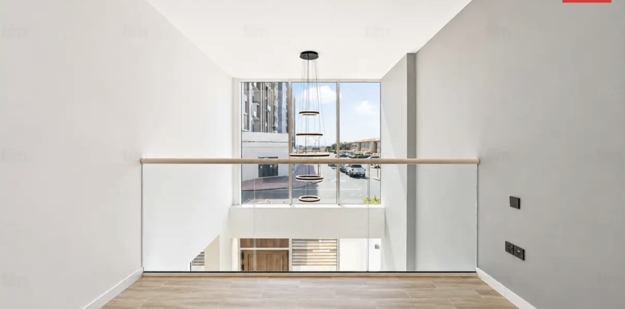 Townhouse in Dubai 2 bedrooms, 79.3 sq.m. № 118874