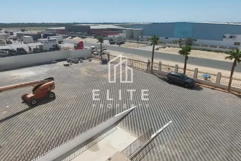 Almacén en Jebel Ali, Dubai, 7040 m², № 38935 - foto 11