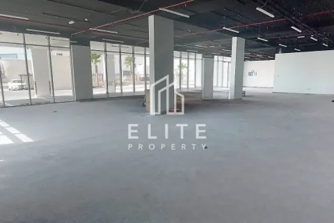 Almacén en Jebel Ali, Dubai, 7040 m², № 38935 - foto 14