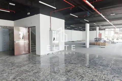 Almacén en Jebel Ali, Dubai, 7040 m², № 38935 - foto 13