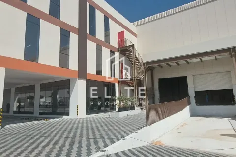 Almacén en Jebel Ali, Dubai, 7040 m², № 38935 - foto 21