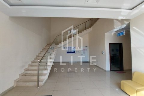 Almacén en Dubai, 5478 m², № 38934 - foto 4