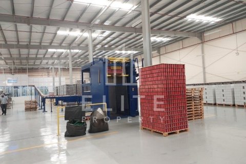 Almacén en Dubai, 5478 m², № 38934 - foto 17