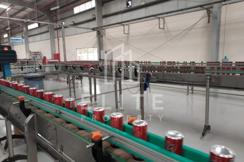 Almacén en Dubai, 5478 m², № 38934 - foto 10