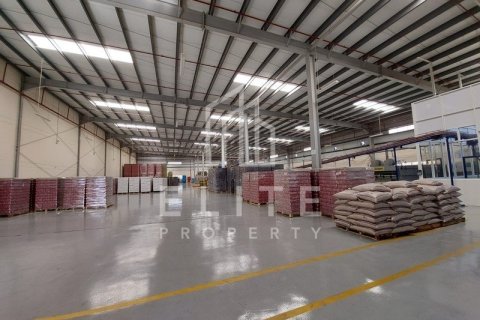 Almacén en Dubai, 5478 m², № 38934 - foto 6