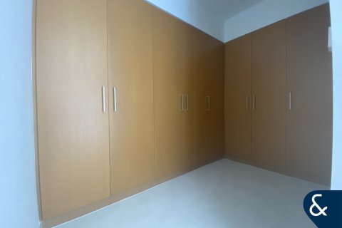 Villa in Villanova, Dubai Land, Dubai 4 bedrooms, 230 sq.m. № 76600 - photo 11