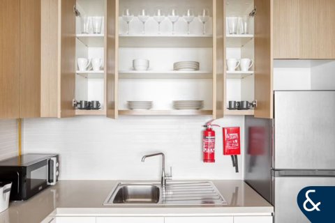 Apartment in Dubai Marina, Dubai 1 bedroom, 64 sq.m. № 76597 - photo 4