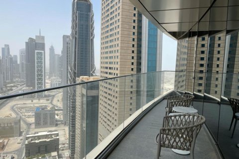 Apartamento en The Address Sky View Tower 1, Downtown Dubai (Downtown Burj Dubai), Dubai, 3 dormitorios, 2024 m², № 769 - foto 1