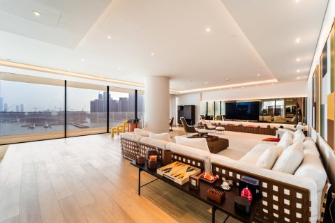 Apartment in Dubai 4 bedrooms, 466 sq.m. № 134128 - photo 17