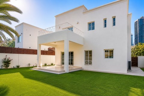 Villa à Meadows, Dubai, 4 chambres, 581.94 m², № 136432