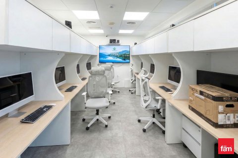 Oficina en Dubai, 834.3 m², № 99392 - foto 6